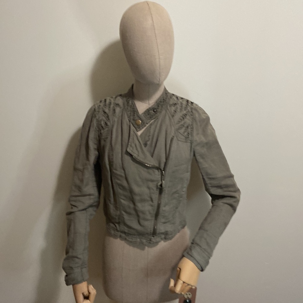 Free People short Jacket with lace cut-out XS olive Green